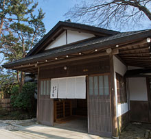 写真：蕎麦 貴賓館（旧箱根茶寮 椿山荘）<国登録有形文化財>